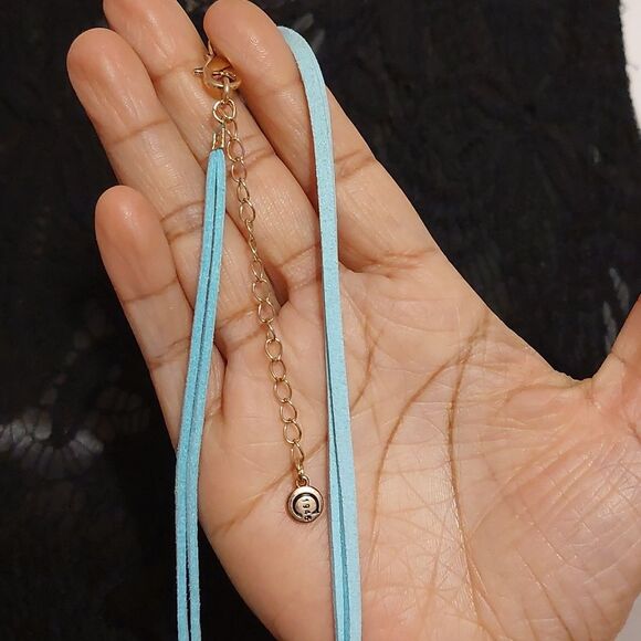 C1946 Heishi Beads Multilayered Color Pop Statement Necklace - Picture 5 of 6